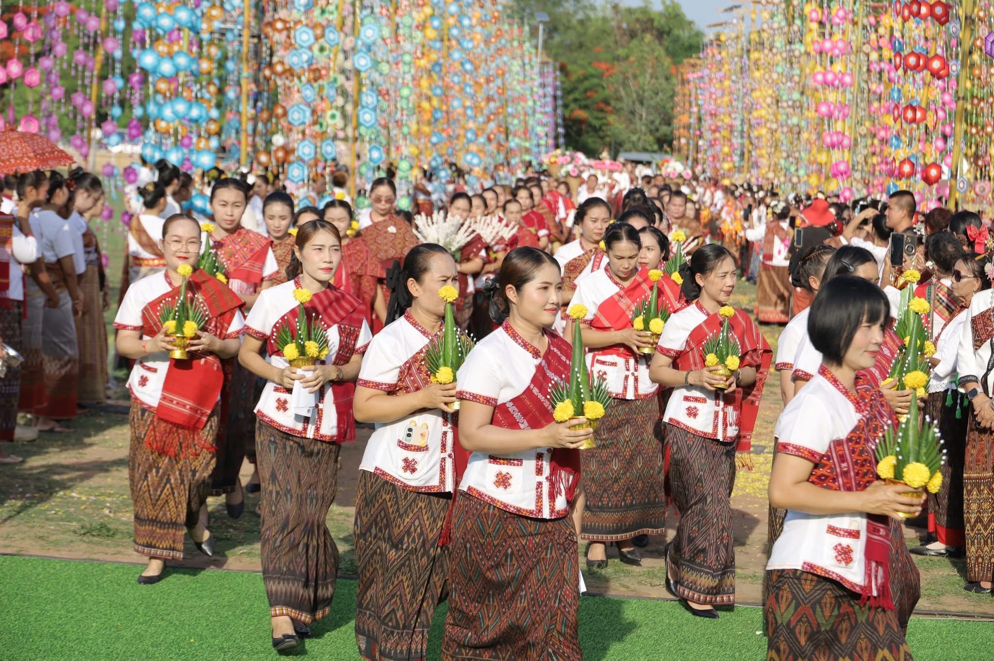 title - ส.ป.ก.กาฬสินธุ์ ร่วมพิธีเปิดงานเทศกาล “วิสาขปุณฺณมีปูชา” จังหวัดกาฬสินธุ์ ประจำปีงบประมาณ พ.ศ.2569